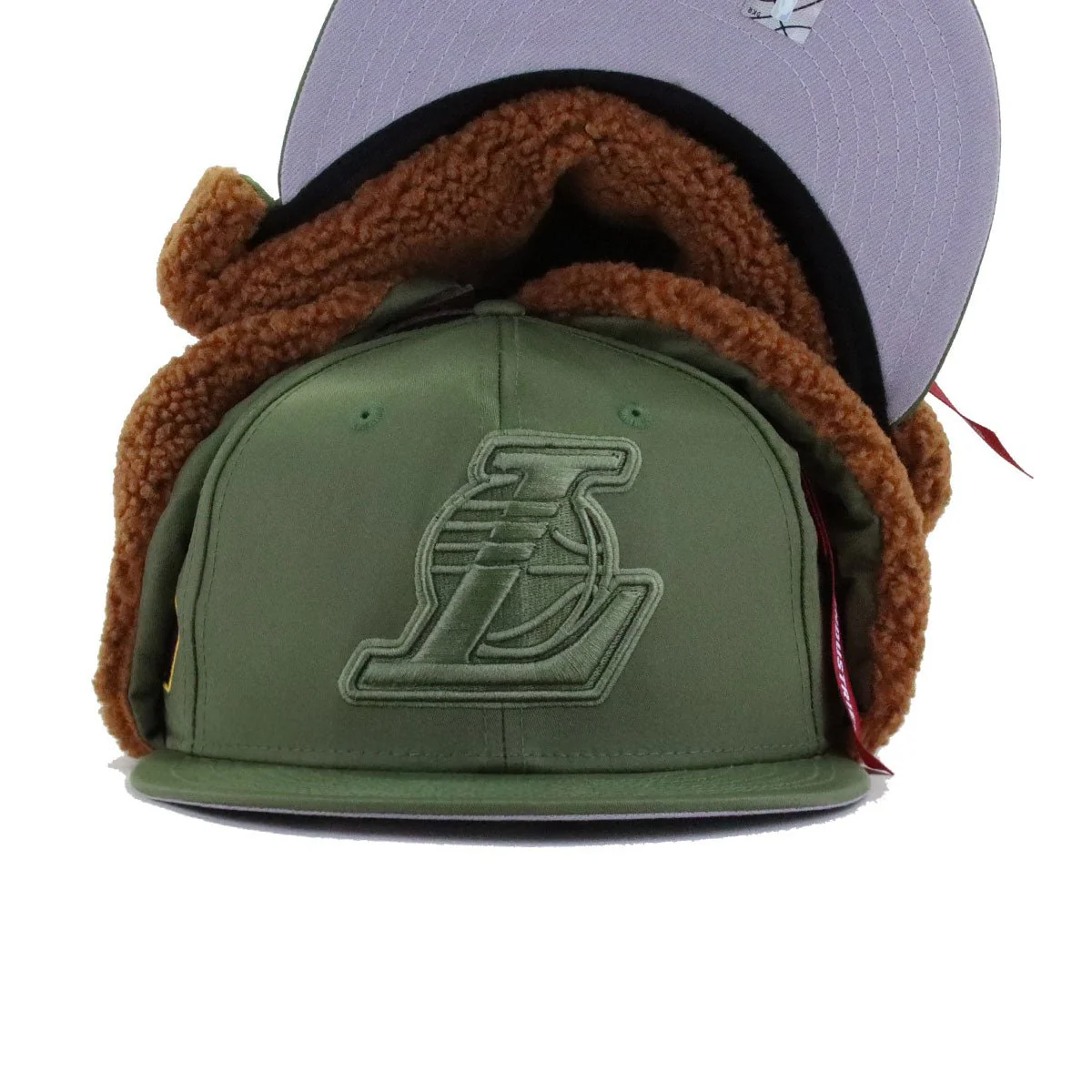 Los Angeles Lakers x Alpha Industries Olive Dog Ear New Era 59Fifty Fitted - Image 4
