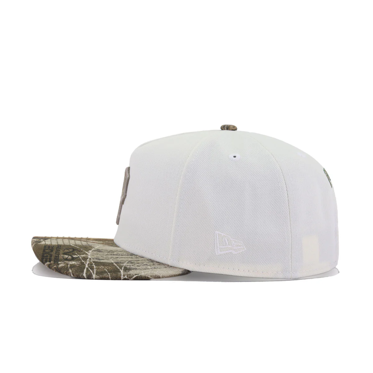 Pittsburgh Pirates Chrome Real Tree Edge Camouflage New Era 9Forty Snapback - Image 3